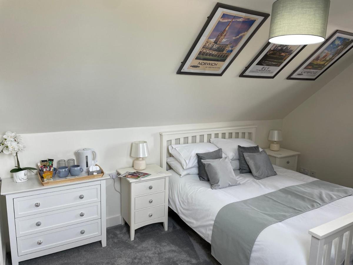 The Top Floor Stretham Екстериор снимка